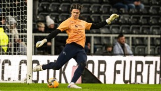 英格兰足总杯第3轮：尼翁托破门贾斯汀建功 利兹联3-1德比郡