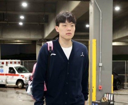 仅打62秒！杨瀚森连续两战0分 开拓者内线已不需要他？