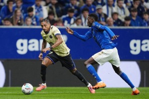 巴萨胜利阴云密布！拉菲尼亚受伤，欧冠前景蒙上阴影